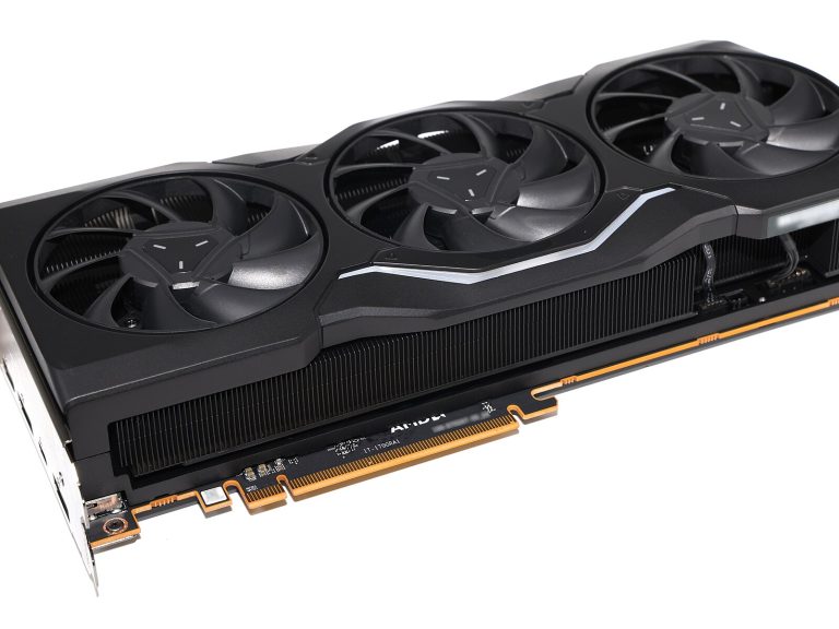 AMD Radeon RX 7900 XTX front view