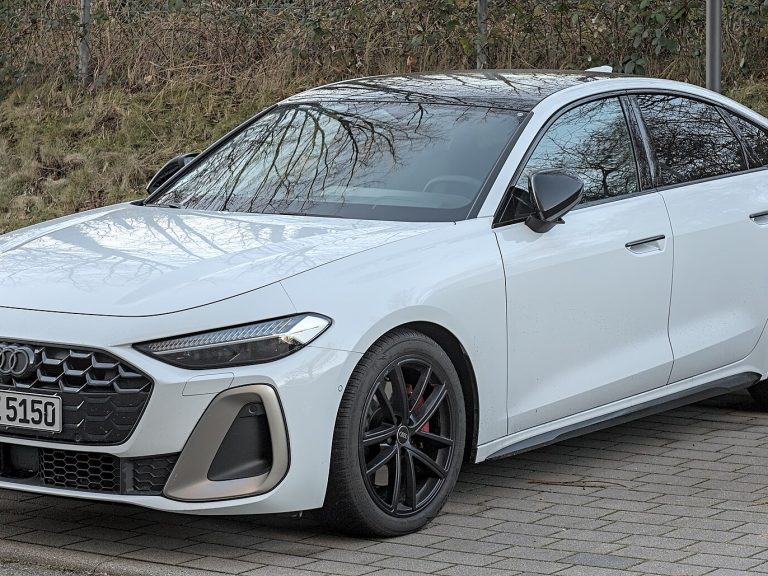 Audi A5 front view