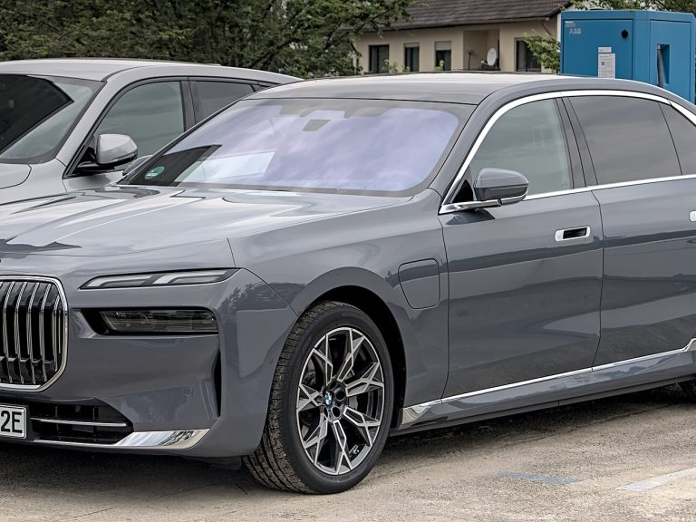 BMW 7 Series front view