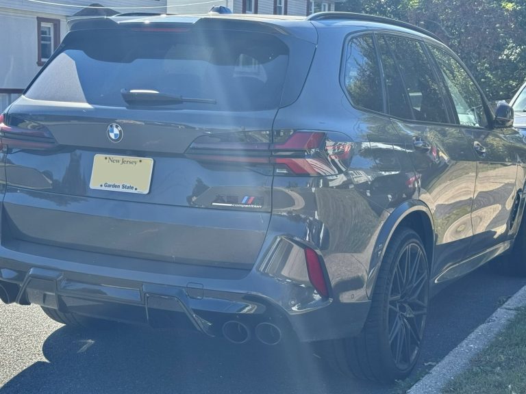 BMW X5 front view