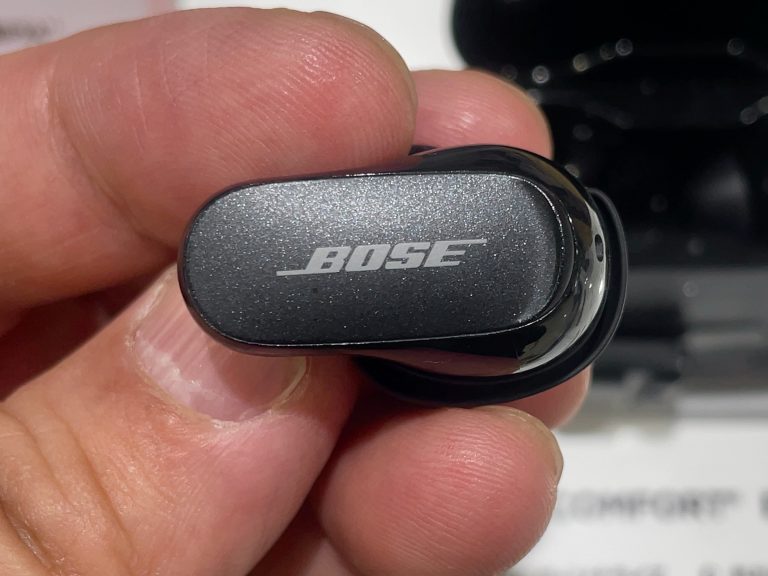 Bose QuietComfort Earbuds II front view