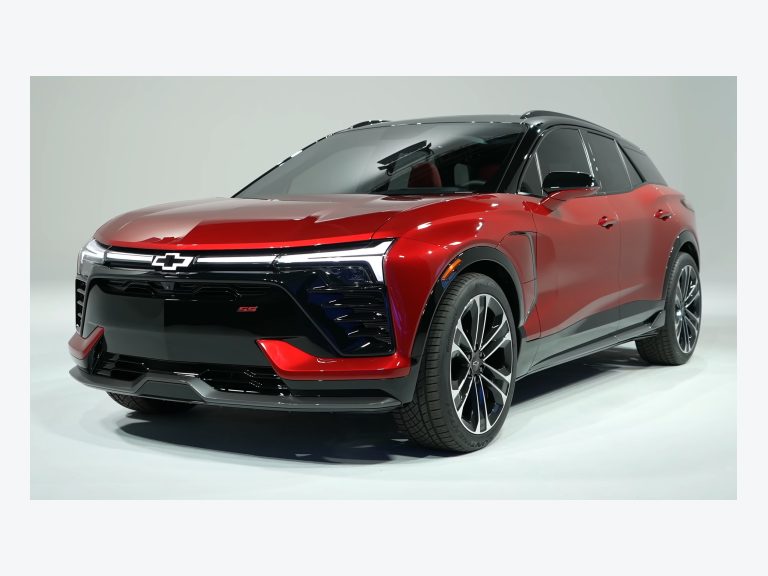 Chevrolet Blazer EV front view
