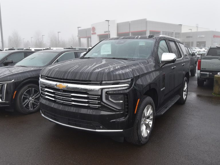 Chevrolet Tahoe front view