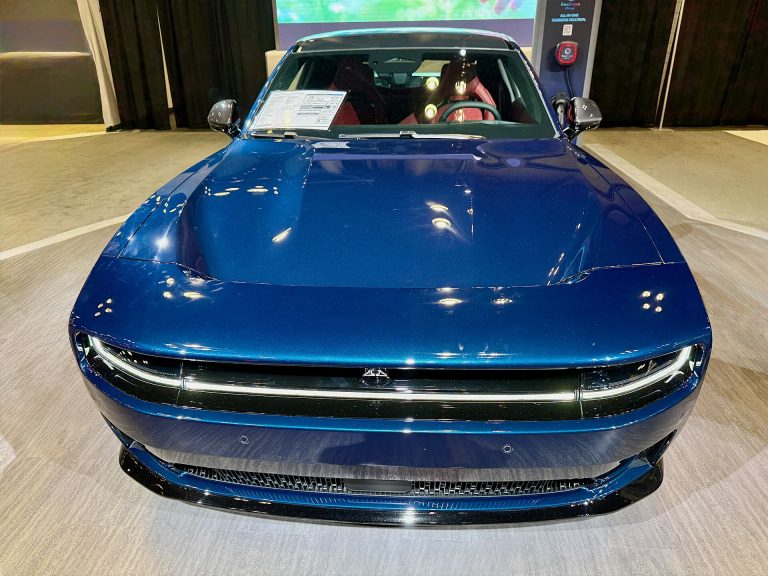Dodge Charger Daytona front view