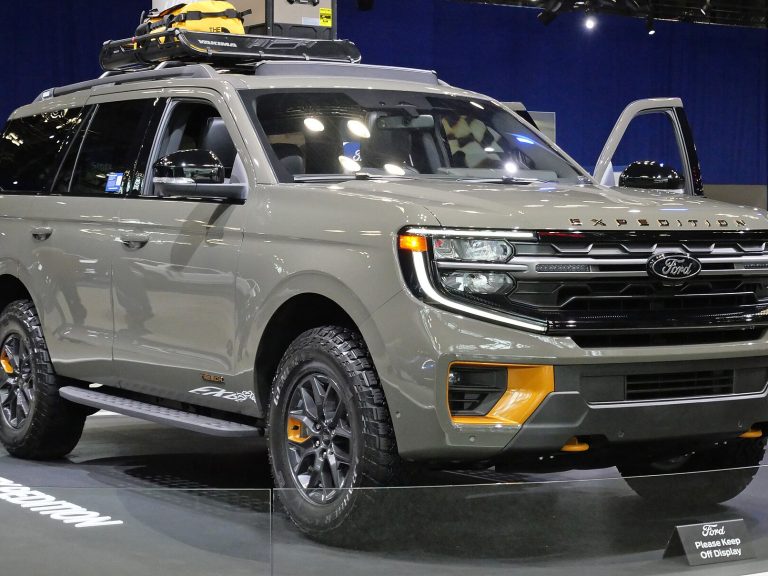 Ford Expedition front view