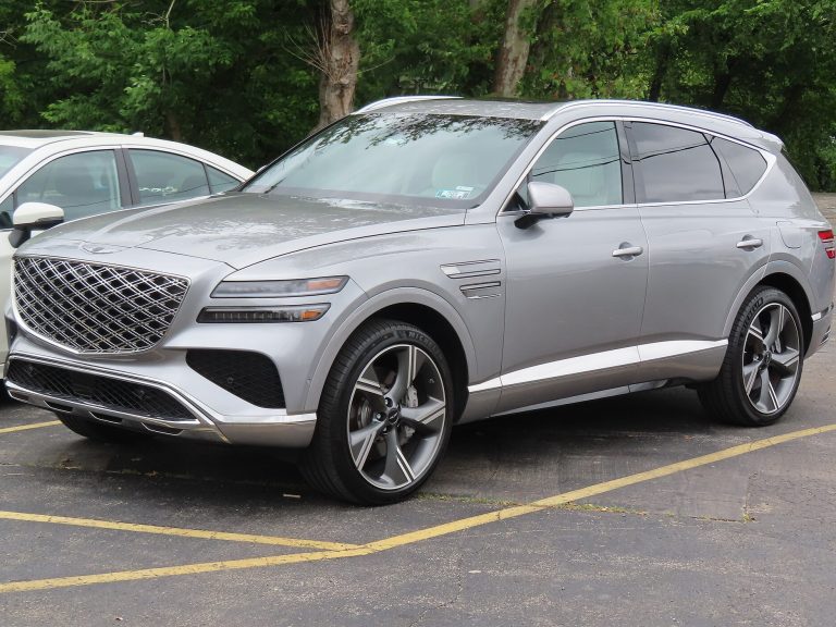 Genesis GV80 front view