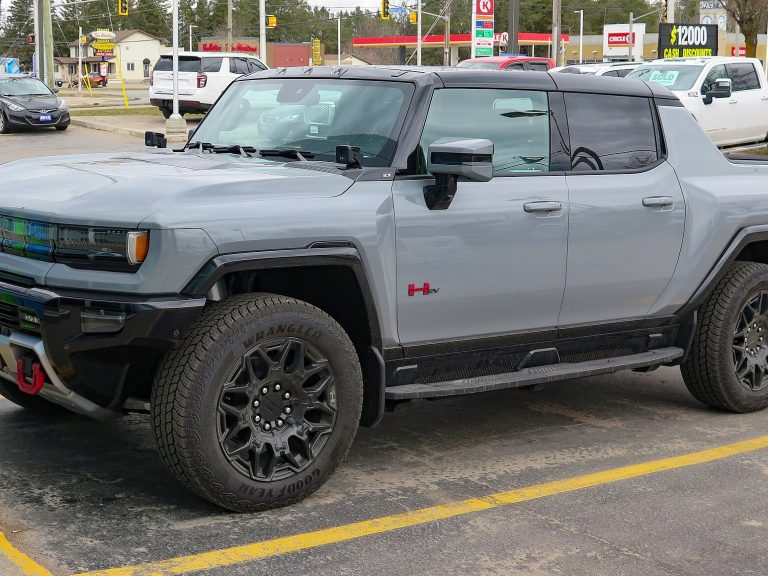 GMC Hummer EV Pickup front view