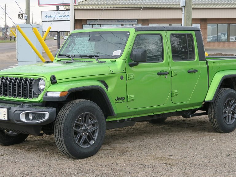 Jeep Gladiator front view