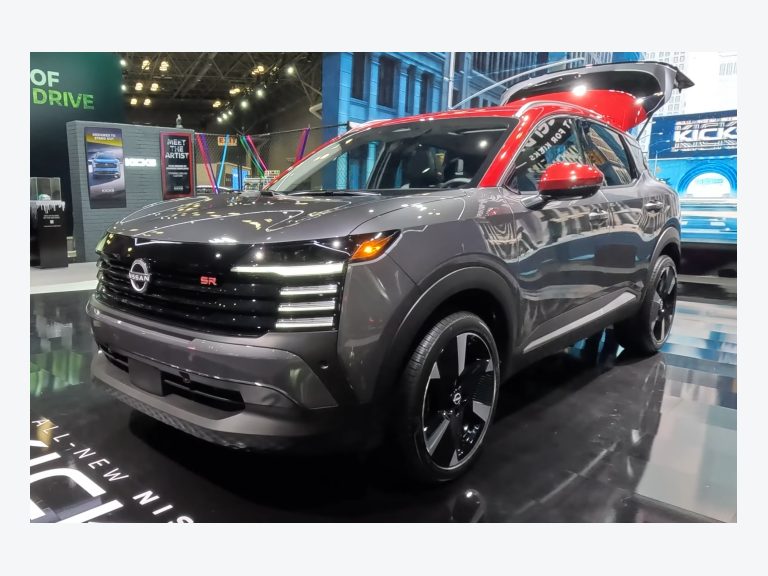 Nissan Kicks front view