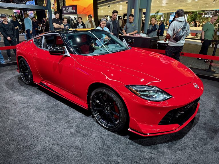 Nissan Z front view